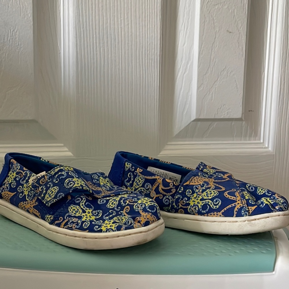 Toms Boys 9T